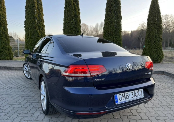 Volkswagen Passat cena 69900 przebieg: 138360, rok produkcji 2017 z Malbork małe 172
